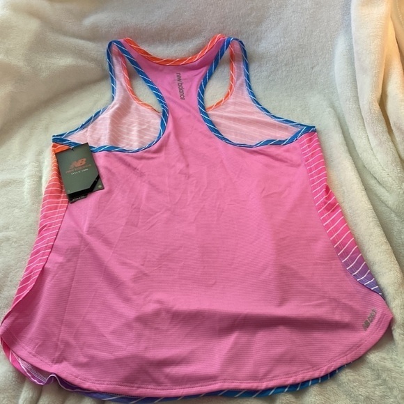2- NWT Sz Small New Balance Athletic Accel Tank - Picture 3 of 7